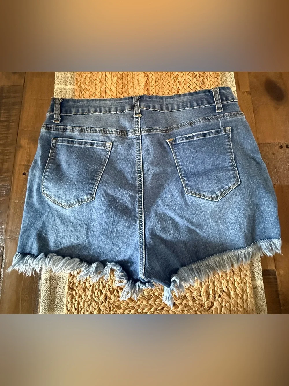 High Rise Ripped Frayed Stretchy Jean Shorts - Picture 3 of 8